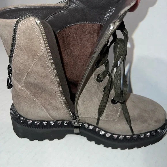 Vince Camuto Levonia Studded Suede Moto Boots NWOT! - Picture 7 of 13